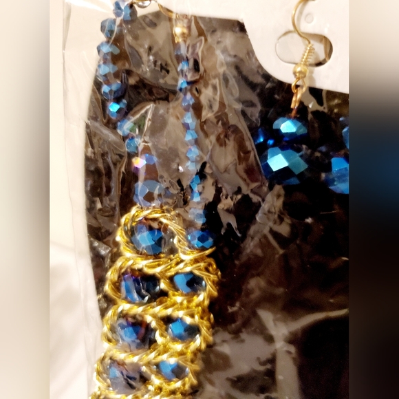 2 Pcs Elegant Blue and Gold Fashion Statement Necklace NIP - HP - Picture 4 of 5